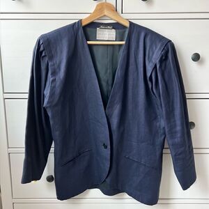 Bloomingdale's linen jacket size S blue navy with inserted shoulder pads 90s top